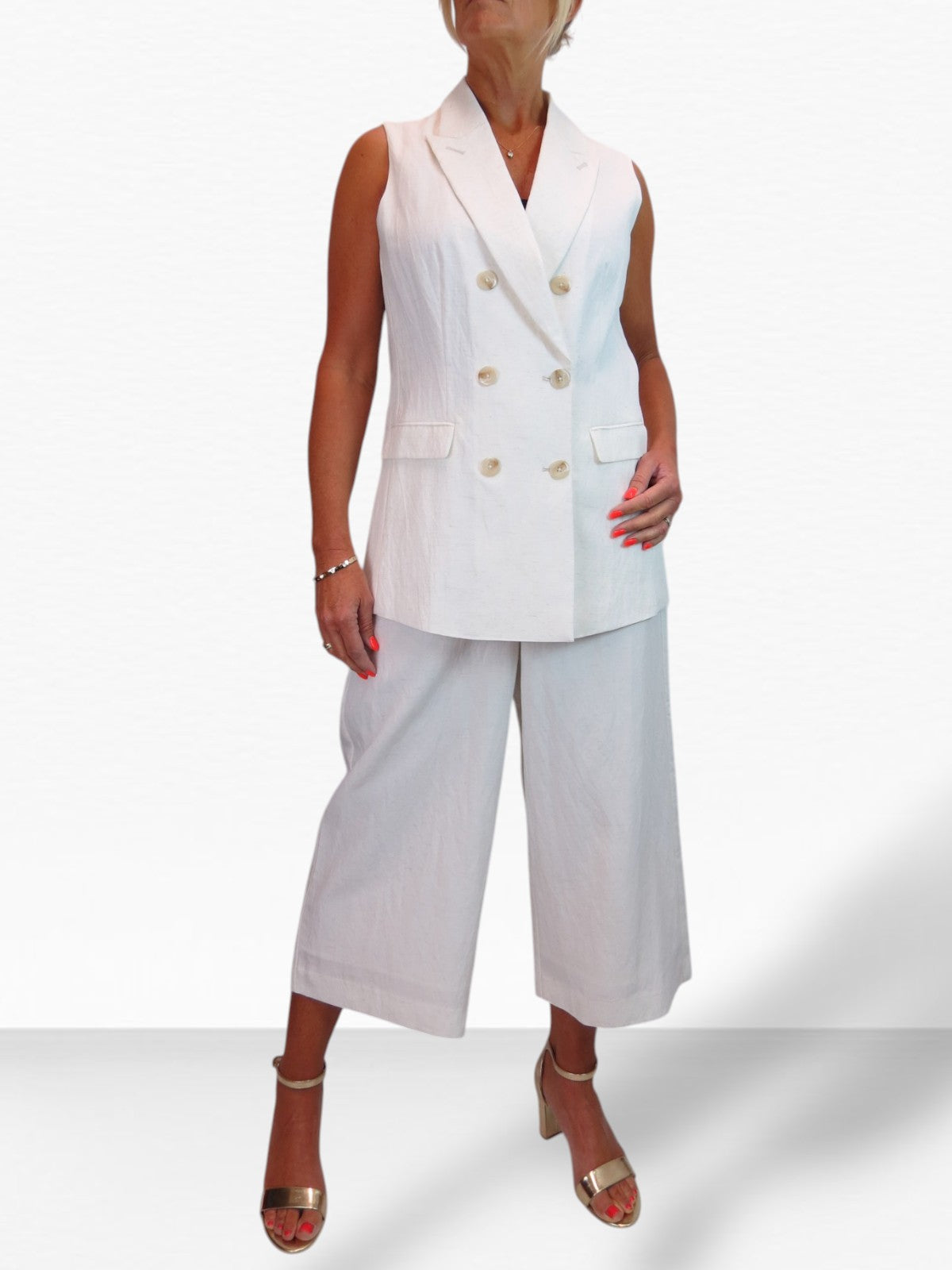 Smart Linen Look 2 Piece Waistcoat and Cropped Trouser Suit Cream
