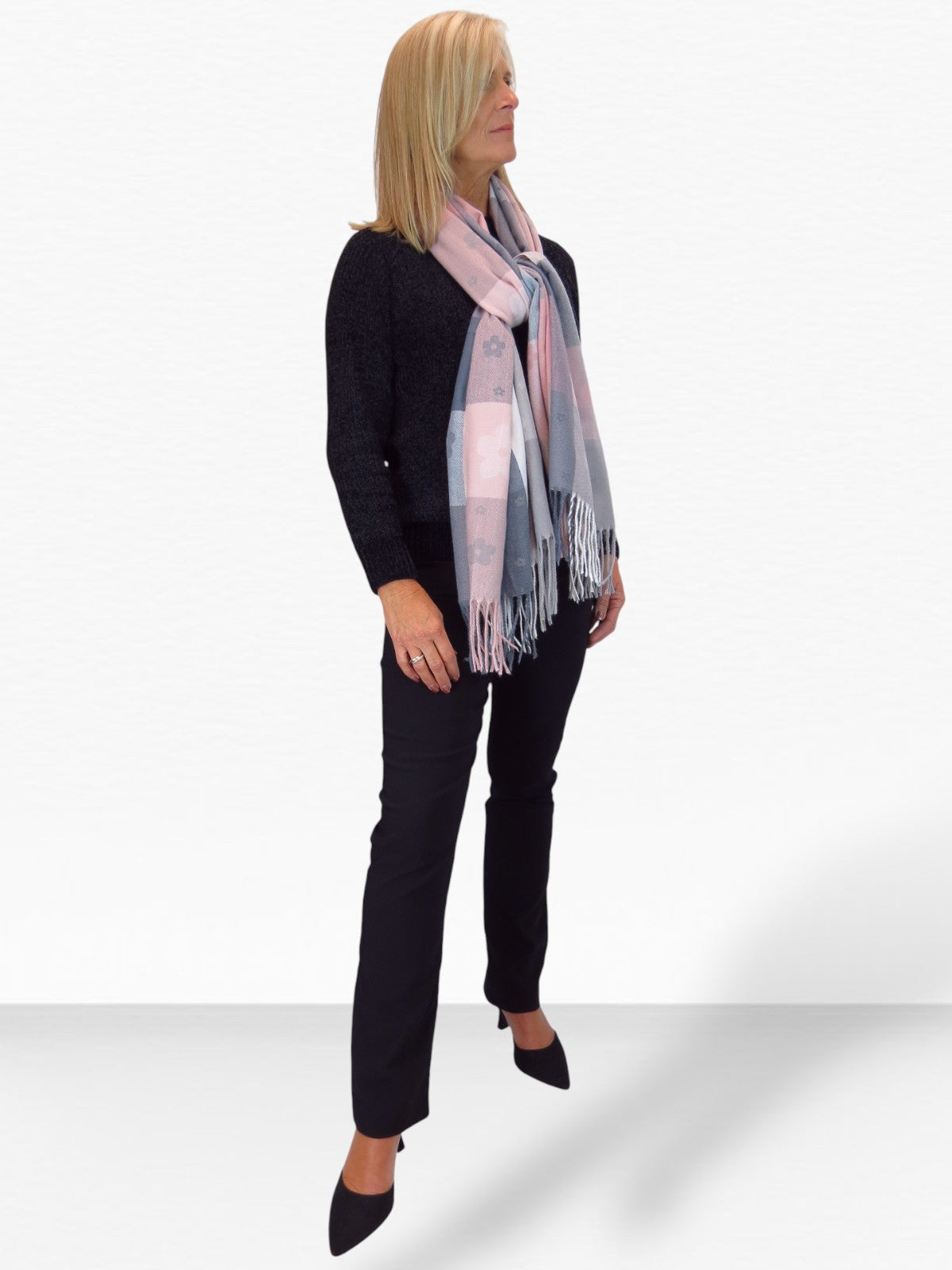 Wool Blend Scarf With Floral Details Pink