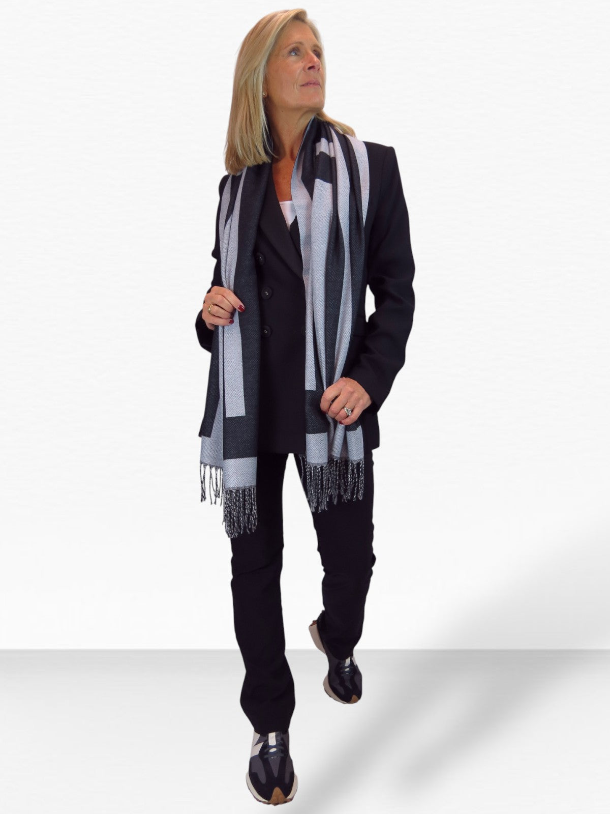 Wool Blend Geometric Design Scarf Black/Grey