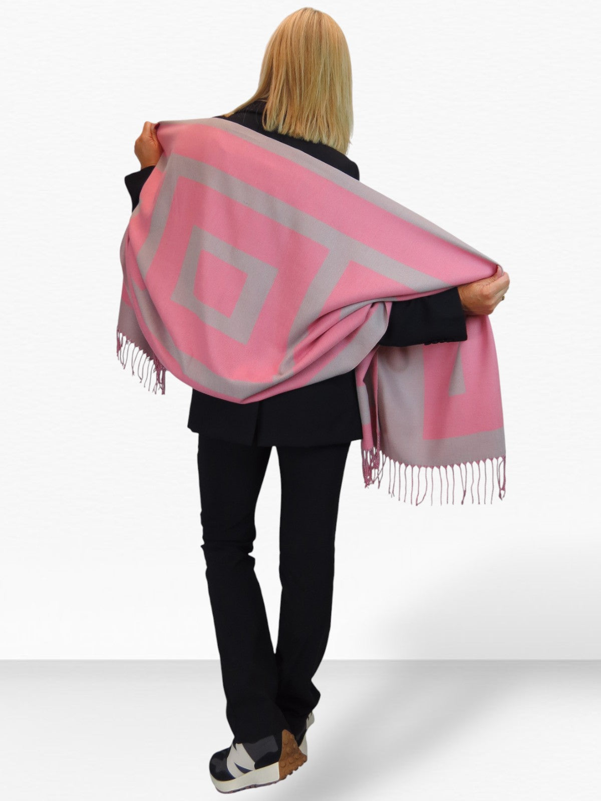 Wool Blend Geometric Design Scarf Pink/Beige