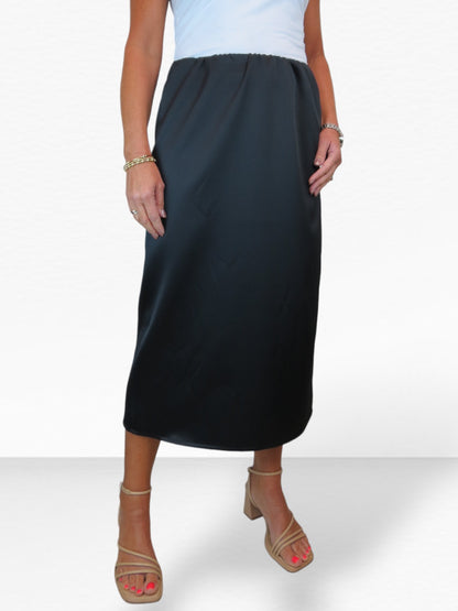 Women's Midi Matte Satin Skirt Black