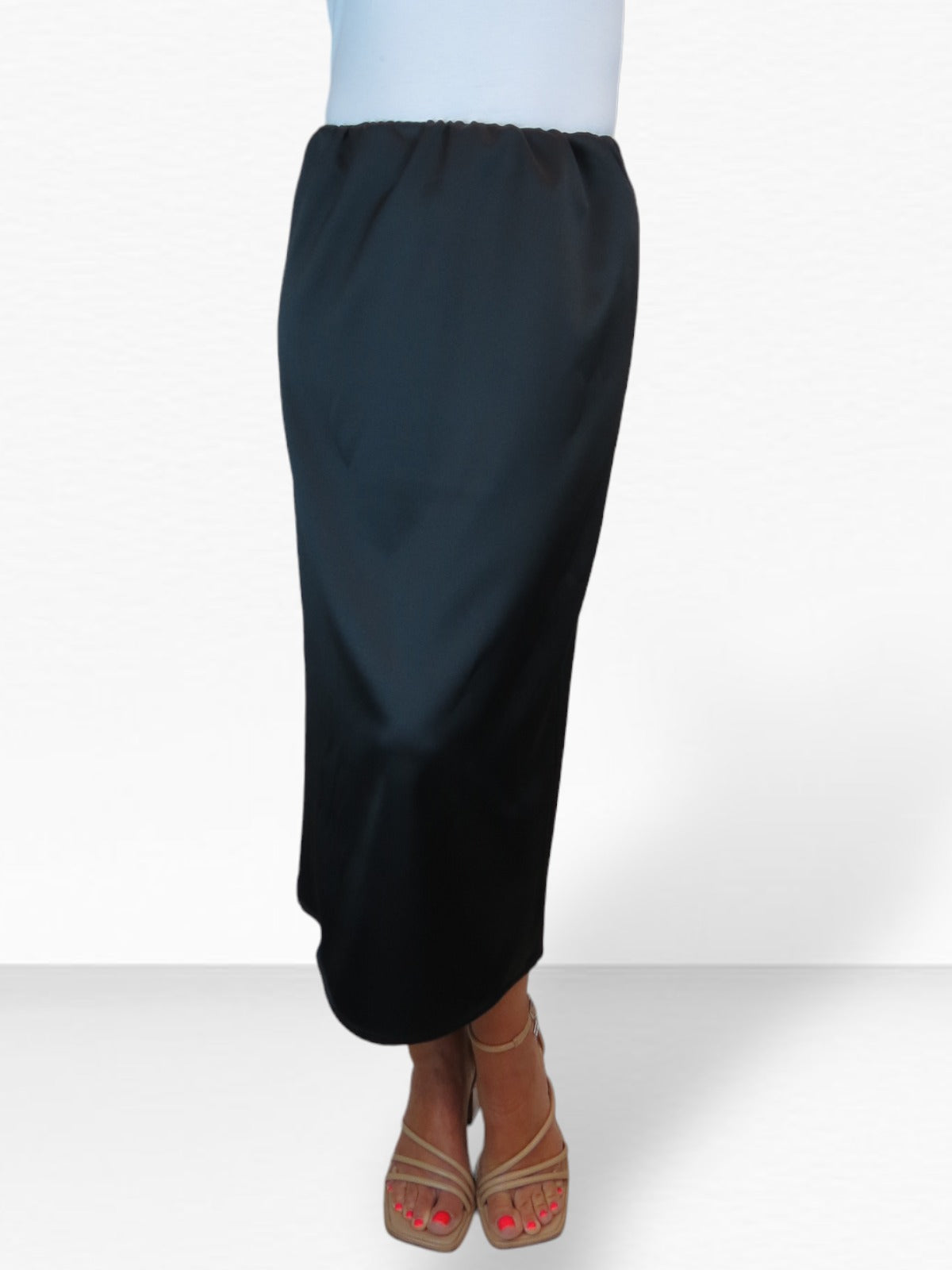 Women's Midi Matte Satin Skirt Black