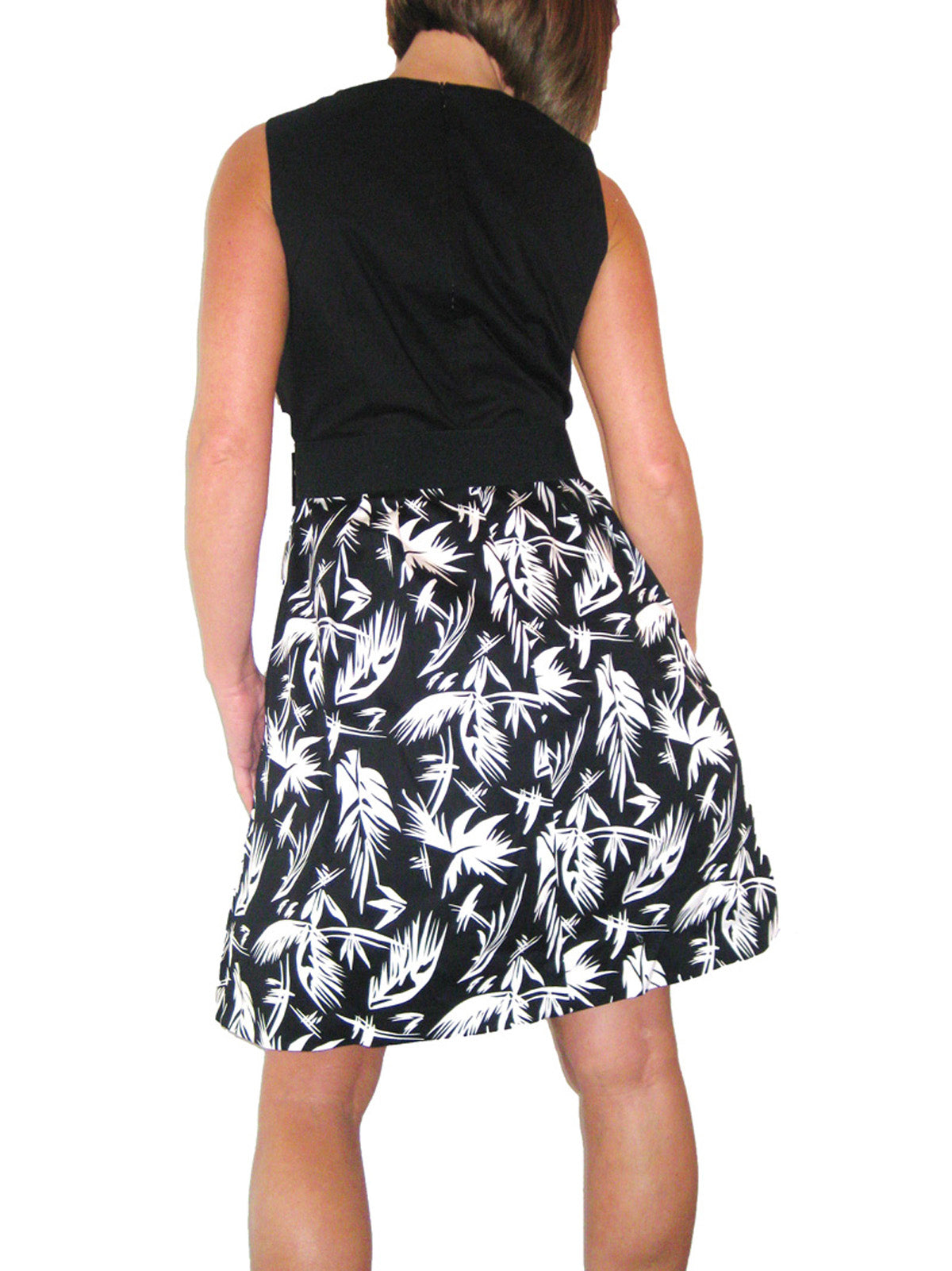 Flared 50's Rockabilly Style Dress Black/White