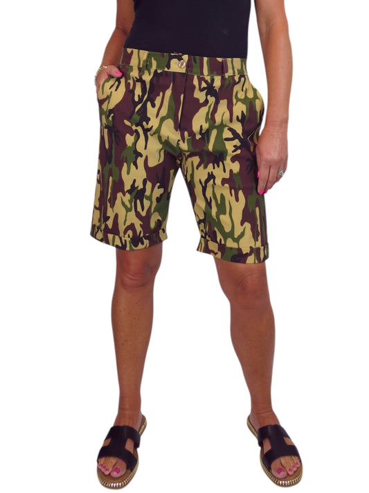 Ladies Above The Knee Stretch Shorts Camo