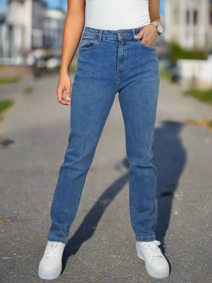 Women's Straight Leg Stretch Denim Jeans Mid Blue Faded