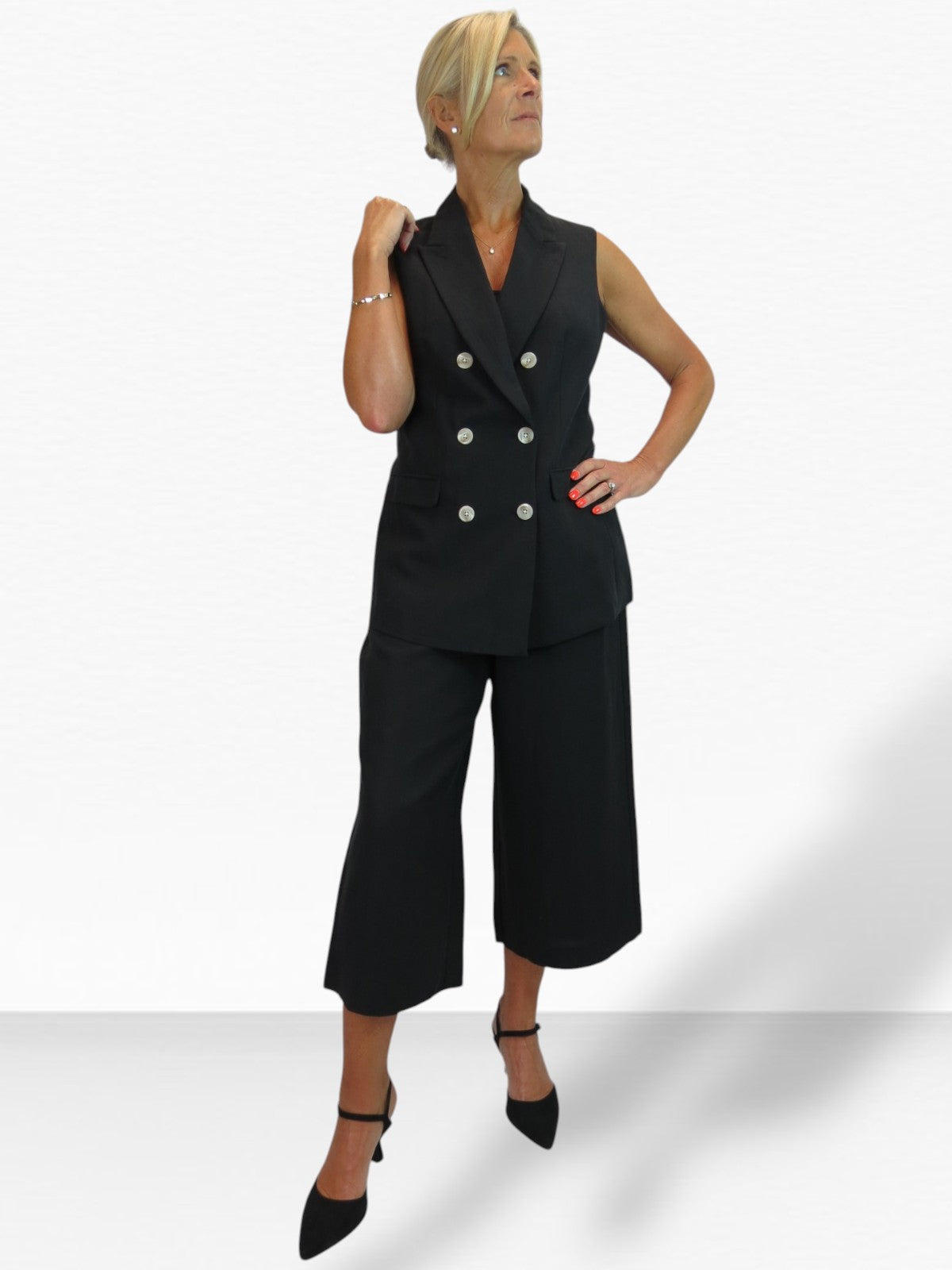 Smart Linen Look 2 Piece Waistcoat and Cropped Trouser Suit Black