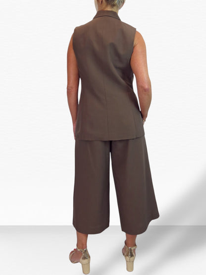 Smart Linen Look 2 Piece Waistcoat and Cropped Trouser Suit Brown