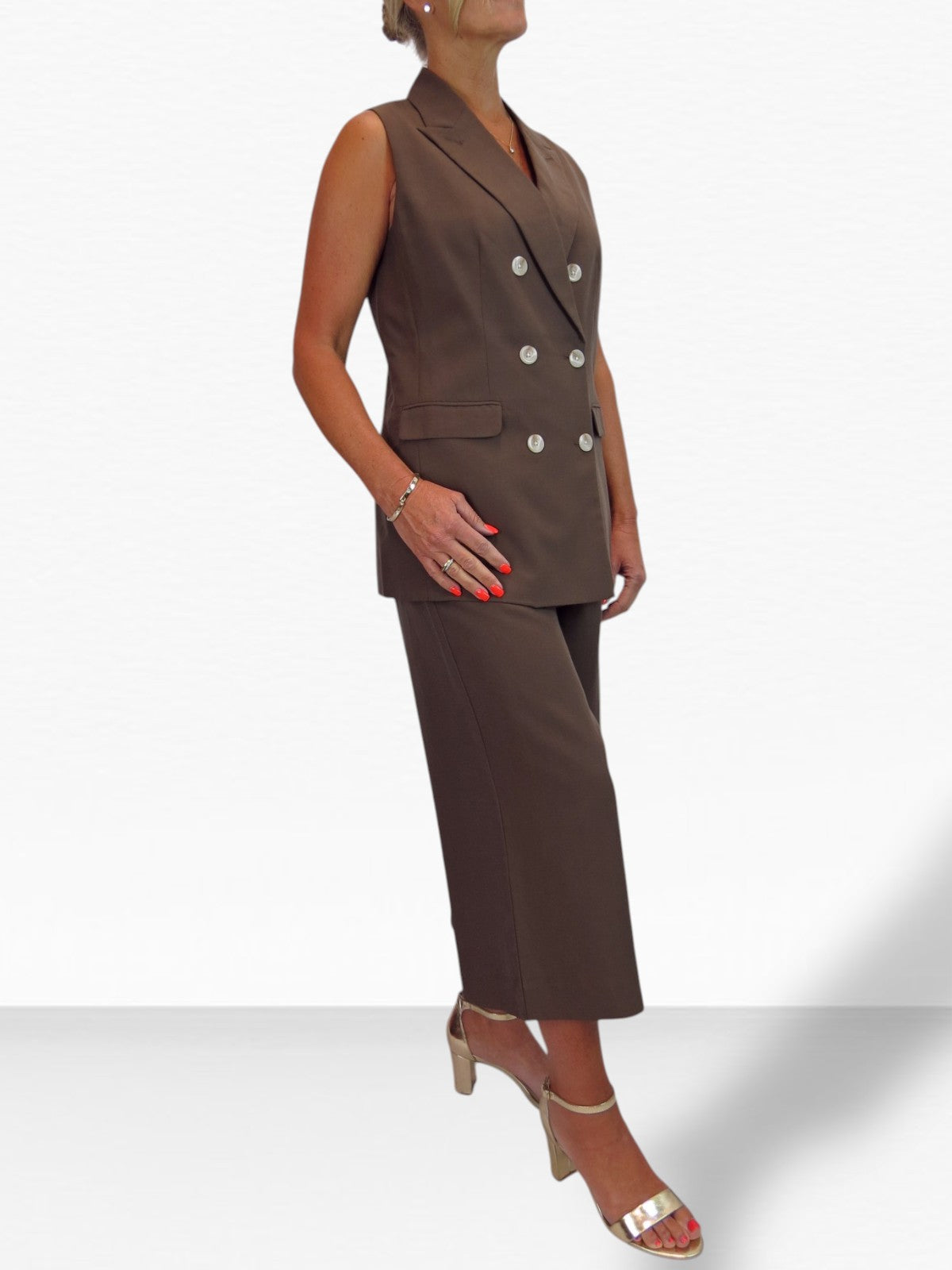 Smart Linen Look 2 Piece Waistcoat and Cropped Trouser Suit Brown