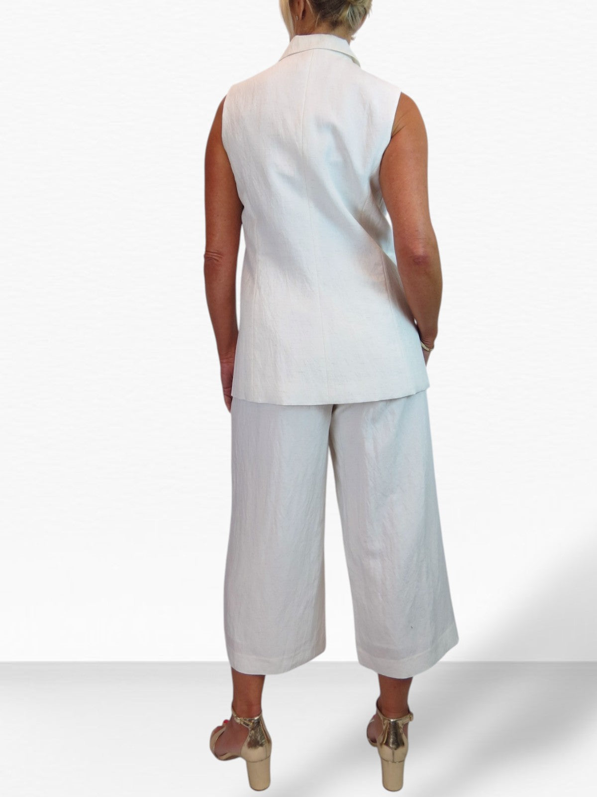Smart Linen Look 2 Piece Waistcoat and Cropped Trouser Suit Cream