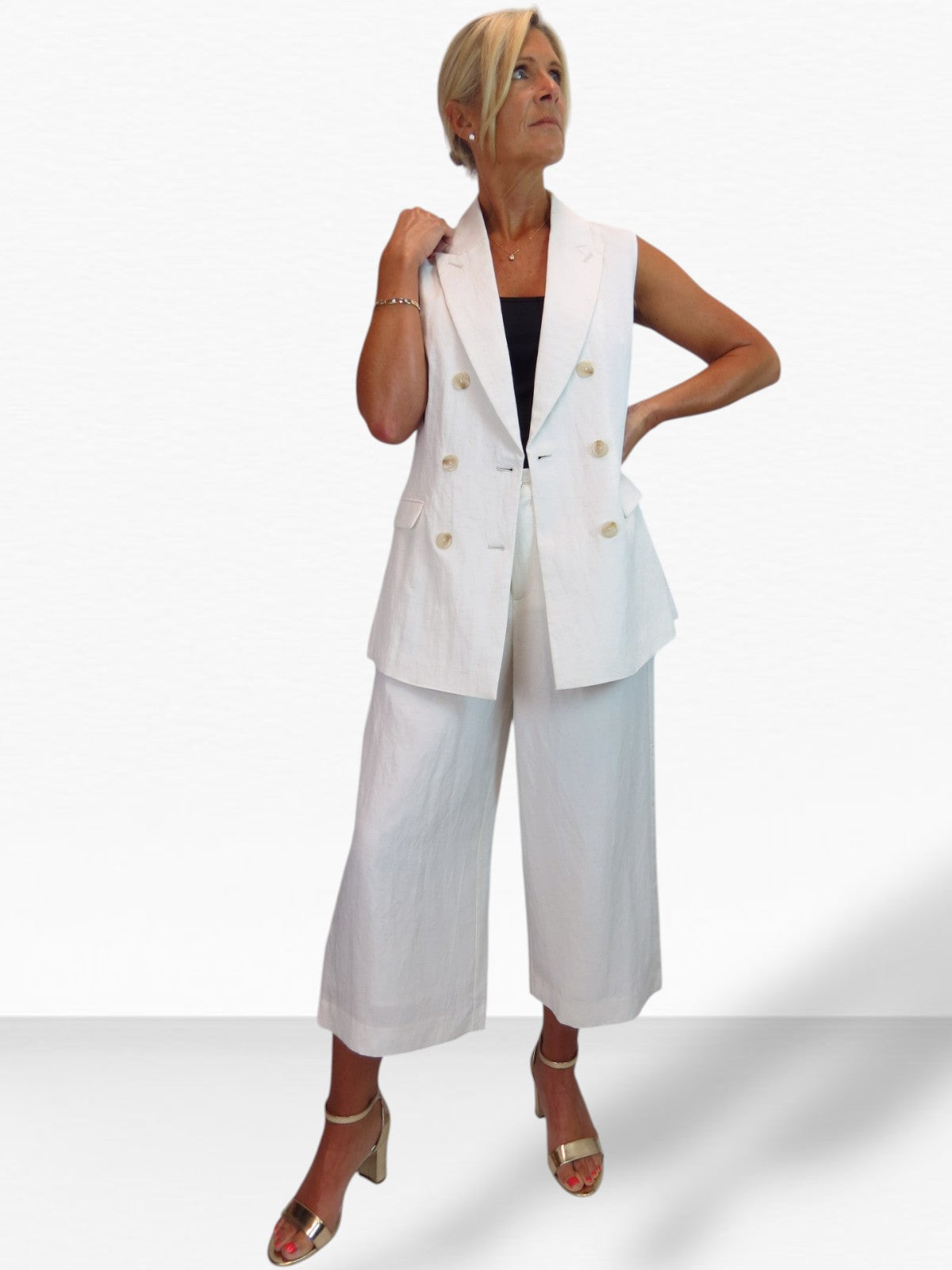 Smart Linen Look 2 Piece Waistcoat and Cropped Trouser Suit Cream