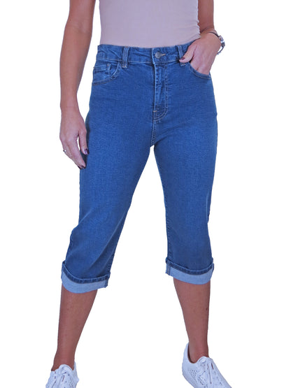 Women's Cropped Stretch Denim Slim Fit Capri Jeans Medium Blue Fade